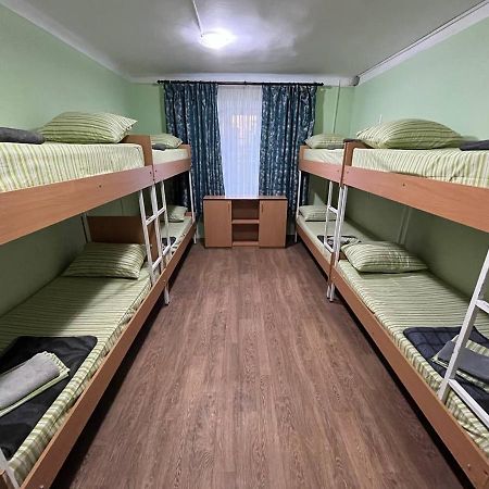 Fox Hostel Kiev Extérieur photo
