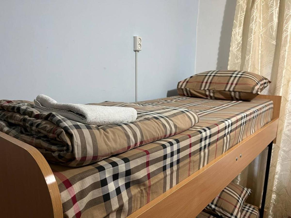 Fox Hostel Kiev Extérieur photo